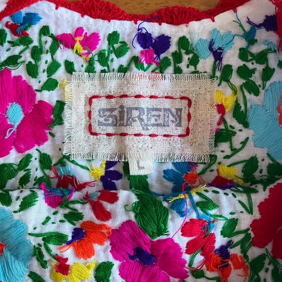NWOT Size Large Siren La Primavera hand-embroidered Mexican style peasant top - Picture 9 of 9